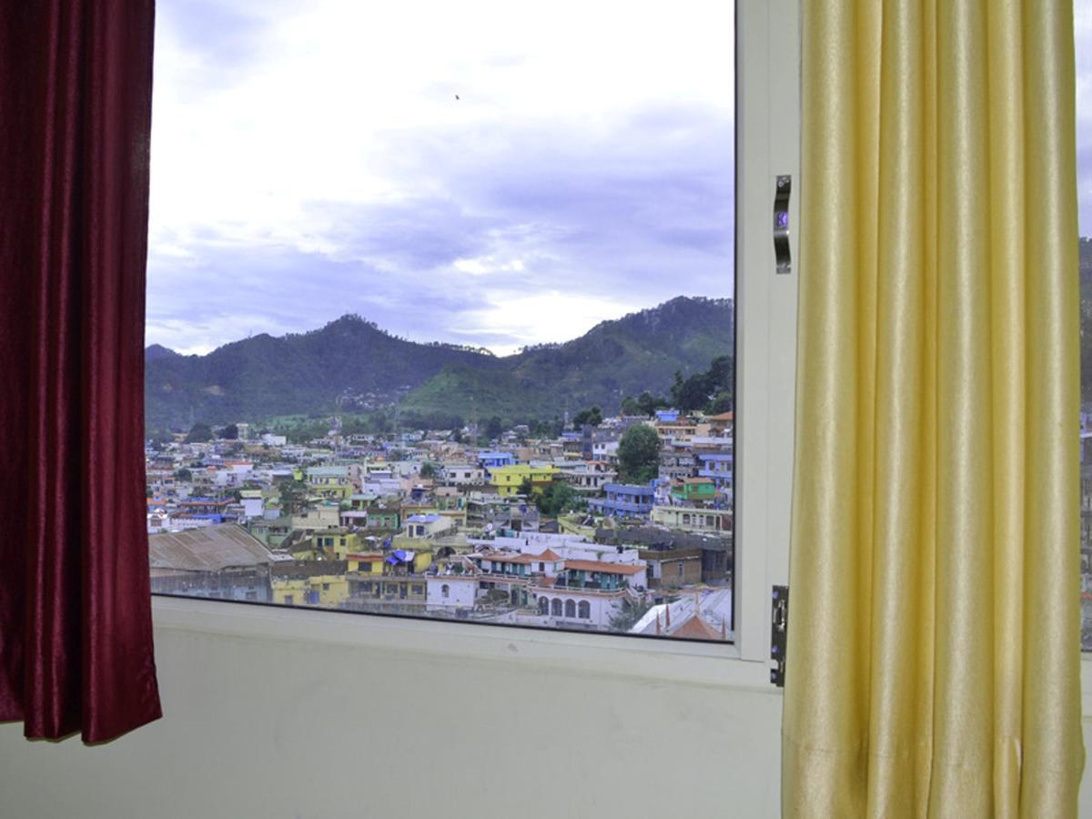 Oyo 37525 Hotel Mall Palace Pithorāgarh Eksteriør billede