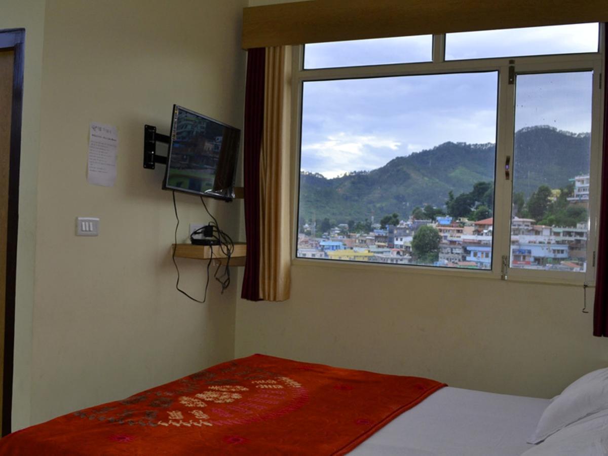 Oyo 37525 Hotel Mall Palace Pithorāgarh Eksteriør billede
