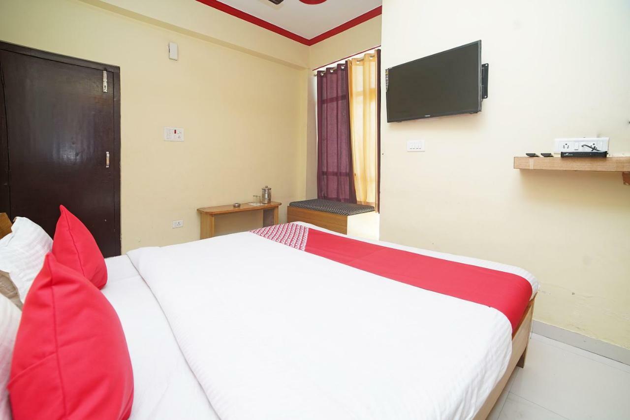 Oyo 37525 Hotel Mall Palace Pithorāgarh Eksteriør billede