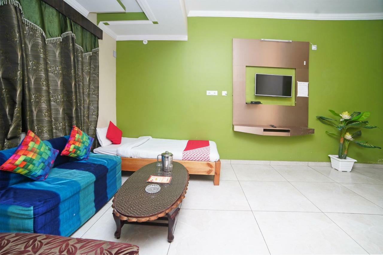 Oyo 37525 Hotel Mall Palace Pithorāgarh Eksteriør billede