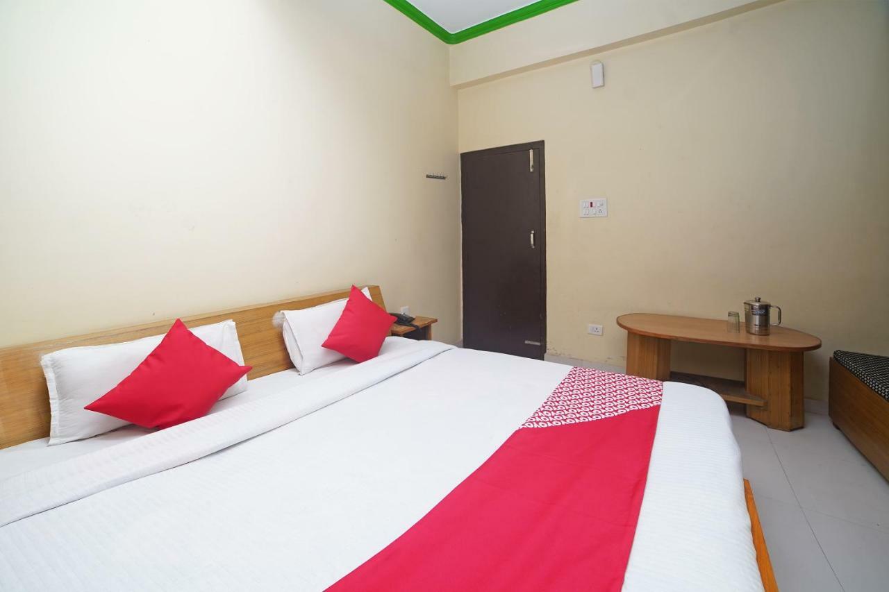 Oyo 37525 Hotel Mall Palace Pithorāgarh Eksteriør billede