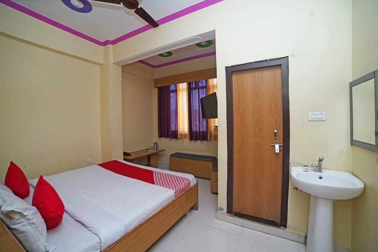 Oyo 37525 Hotel Mall Palace Pithorāgarh Eksteriør billede